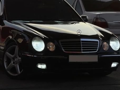 Mercedes-Benz E-Класс, 2001