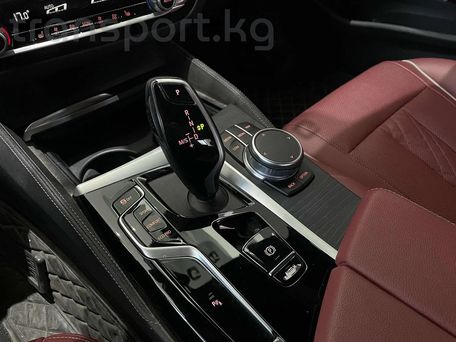 BMW 5 серии, 2022 — 照片 12