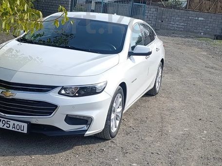 Chevrolet Malibu, 2017 — фото 1