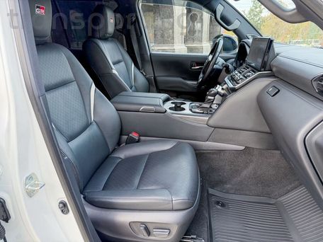 Toyota Land Cruiser, 2022 — сүрөт 13