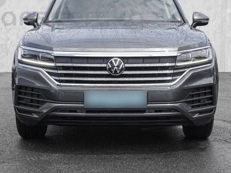 Volkswagen Touareg, 2023 — фото 2