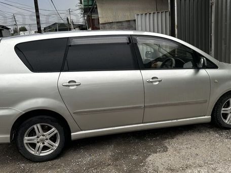 Toyota Ipsum, 2003 — photo 4
