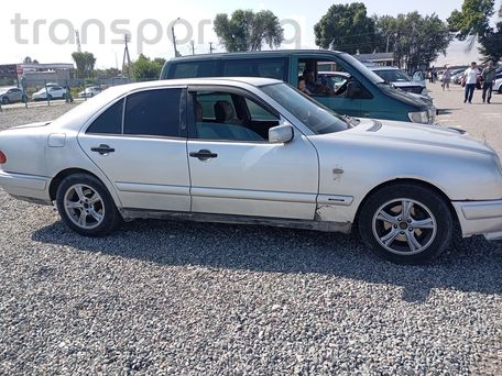 Mercedes-Benz E-Класс, 1995 — photo 4