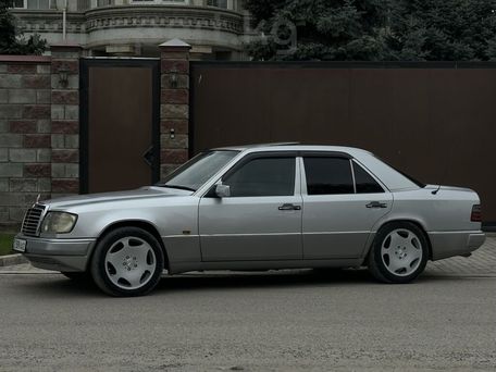 Mercedes-Benz W124, 1993 — photo 6