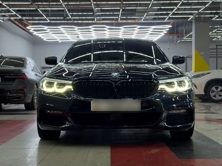 BMW 5 серии, 2019 — 照片 1