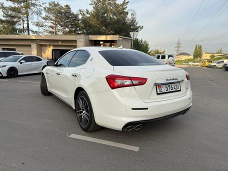 Maserati Ghibli, 2020 — фото 4