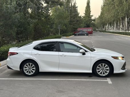 Toyota Camry, 2018 — сүрөт 5