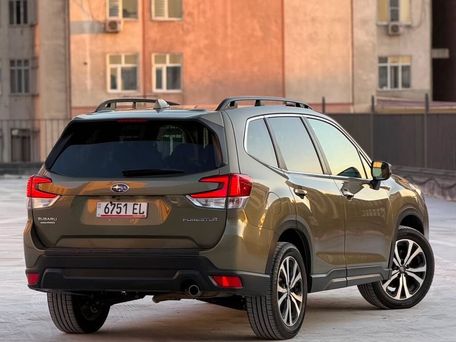 Subaru Forester, 2022 — фото 2