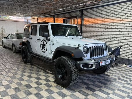 Jeep Wrangler, 2017 — 照片 1