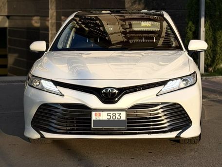 Toyota Camry, 2018 — фото 1