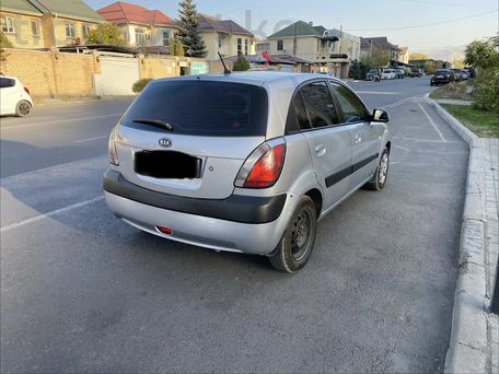 Kia Rio, 2009 — photo 2