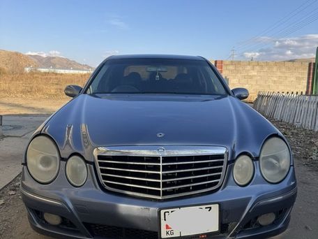 Mercedes-Benz E-Class, 2005 — photo 1