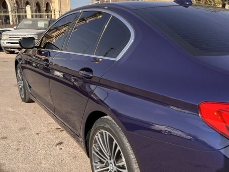 BMW 5 Series, 2019 — photo 13