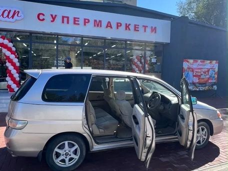 Toyota Gaia, 2002 — сүрөт 5
