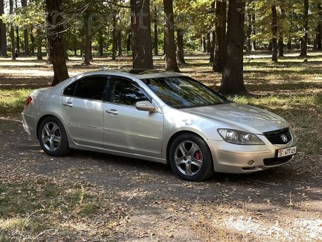 Honda Legend, 2005
