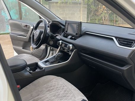 Toyota RAV4, 2019 — фото 11