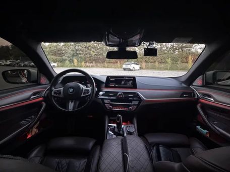 BMW 5 Series, 2020 — photo 10