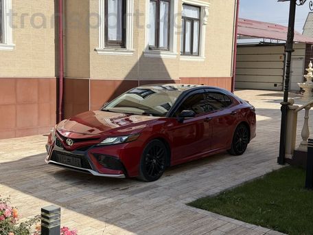 Toyota Camry, 2021 — photo 1