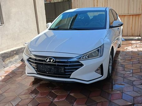 Hyundai Avante, 2019 — фото 1