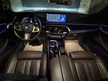 BMW 5 серии, 2021 — 照片 7