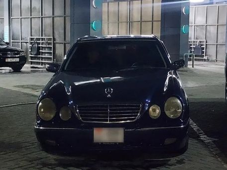 Mercedes-Benz E-Class, 1999 — photo 1