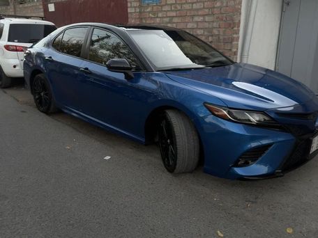 Toyota Camry, 2018 — сүрөт 1