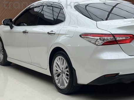 Toyota Camry, 2018 — сүрөт 3