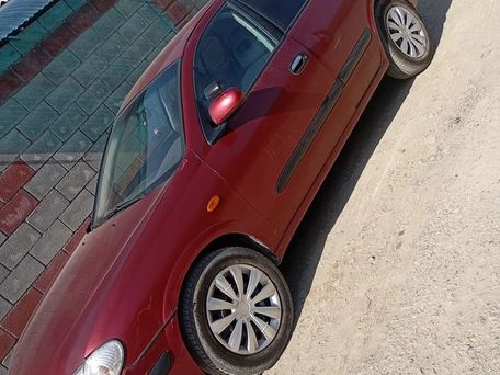 Nissan Almera, 2001 — photo 2