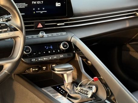 Hyundai Elantra, 2022 — photo 8