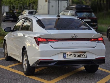 Hyundai Avante, 2022 — 照片 2
