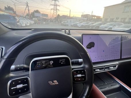Li Auto (Lixiang) L6, 2024 — photo 3