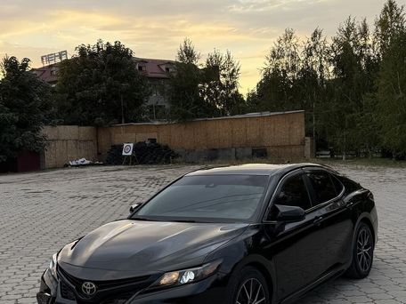 Toyota Camry, 2021 — сүрөт 1