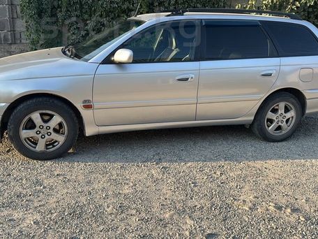 Toyota Avensis, 2001 — сүрөт 2