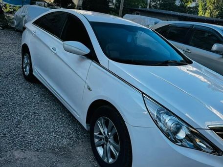 Hyundai Sonata, 2010 — photo 3