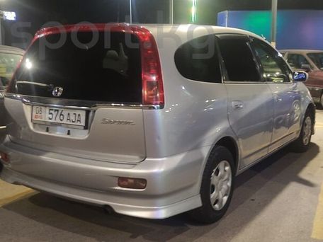 Honda Stream, 2003 — photo 3