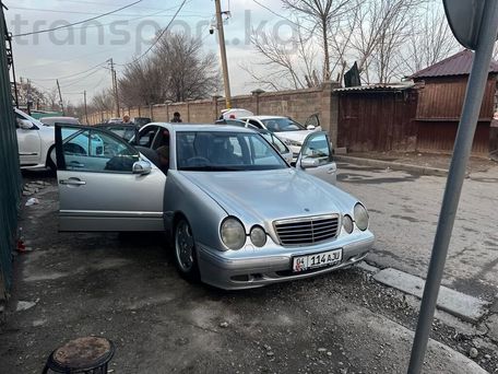 Mercedes-Benz E-Класс, 2001 — 照片 3