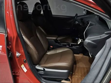 Toyota Prius, 2018 — 照片 9