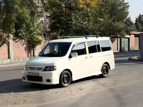 Honda Stepwgn, 2003 — photo 2