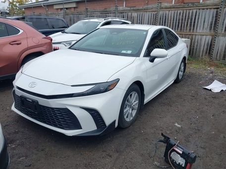Toyota Camry, 2026 — 照片 2