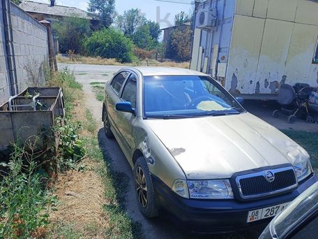 Skoda Octavia, 2005 — 照片 1