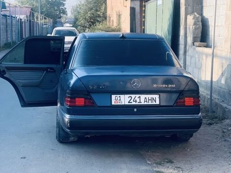 Mercedes-Benz W124, 1990 — 照片 2