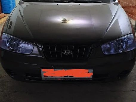 Hyundai Elantra, 2002 — photo 1