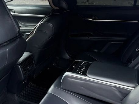 Toyota Camry, 2018 — фото 5