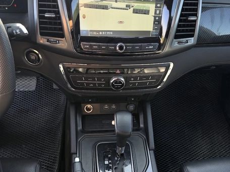 SsangYong Rexton Sports, 2022 — photo 9