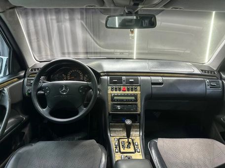 Mercedes-Benz E-Класс, 2000 — сүрөт 5