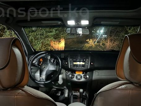 Toyota RAV4, 2011 — photo 5