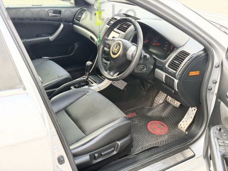 Honda Accord, 2004 — photo 9