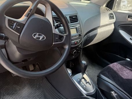 Hyundai Accent, 2018 — photo 9