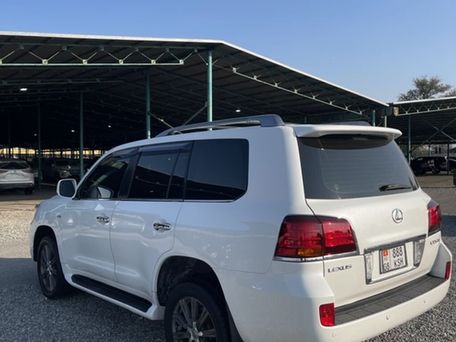Lexus LX, 2008 — 照片 1