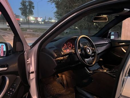 BMW X5, 2000 — photo 8